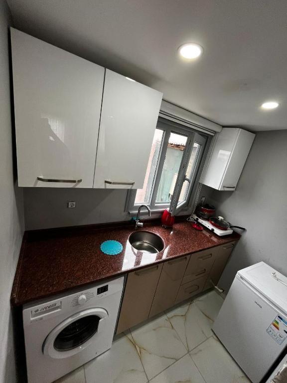 Enes & Suites Inn Istambul Exterior foto